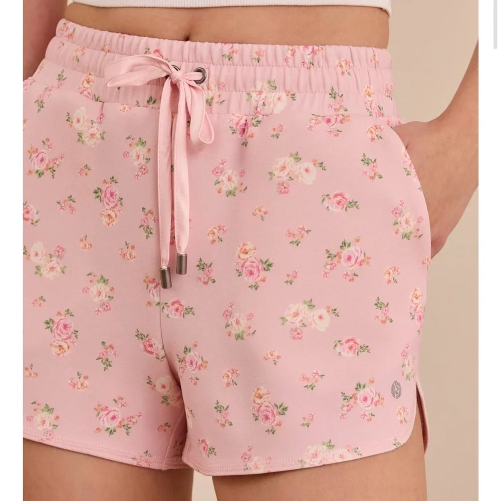 Altar’d State Supersoft Floral Colorblock Shorts |  NWT - Picture 2 of 5